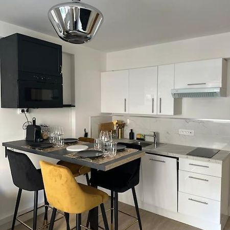 Apartmán Joli F2, 7 Min De La Gare Cannes Exteriér fotografie