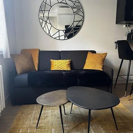 Apartmán Joli F2, 7 Min De La Gare Cannes Exteriér fotografie
